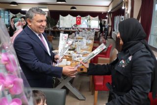 Bakan ayir, Diloval kadnlar unutmad!