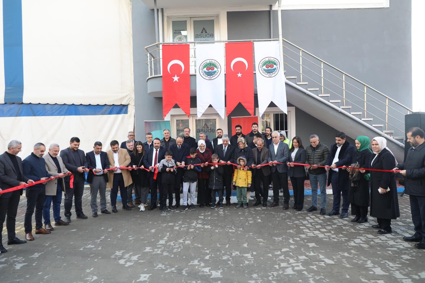 Asude Spor Tesisi Yenilendi