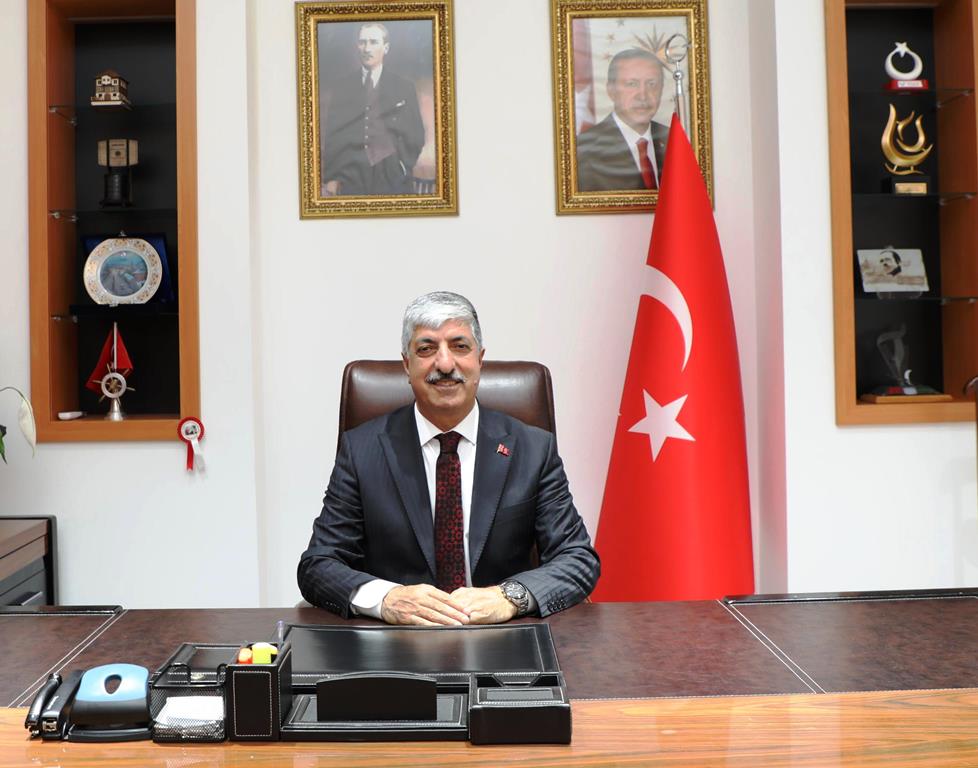 Bakan merolundan Mevlid Kandili Mesaj