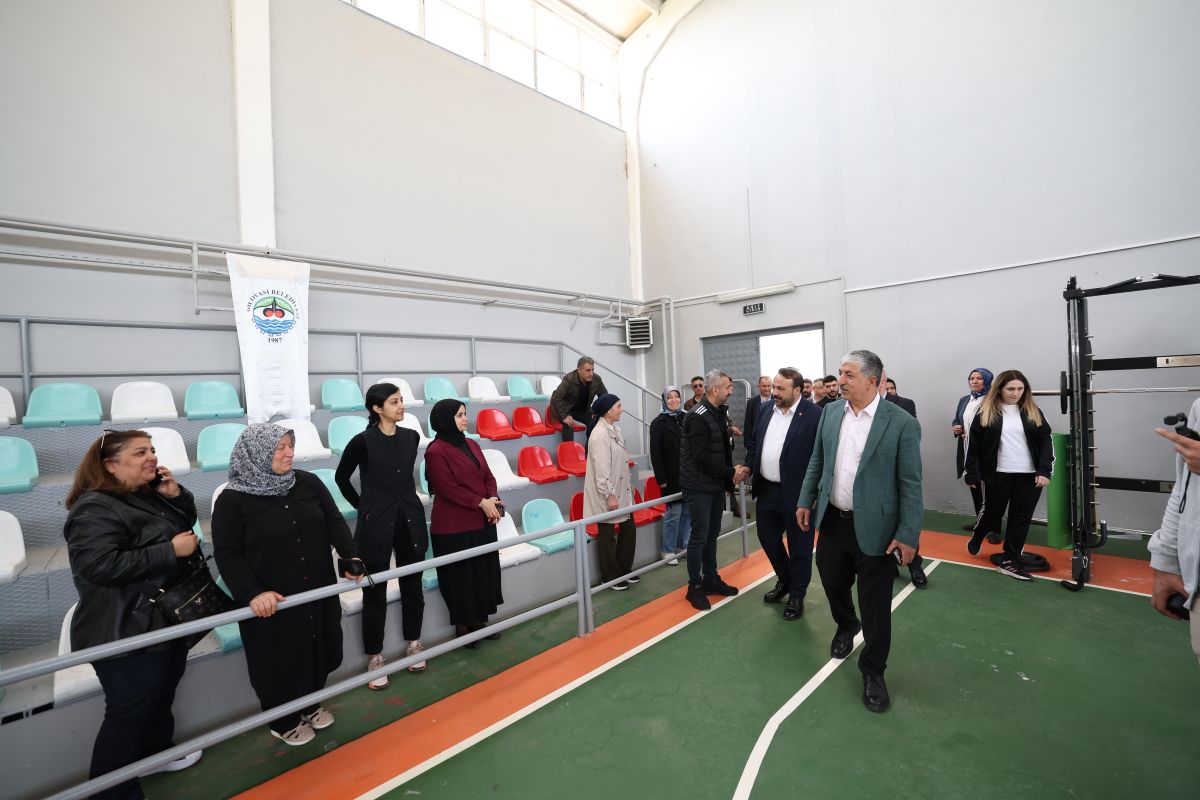 TAV�ANCIL KAPALI SPOR SALONU YEN� Y�Z�YLE A�ILDI